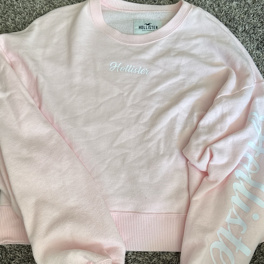 Hollister Light Pink Crewneck Sweatshirt